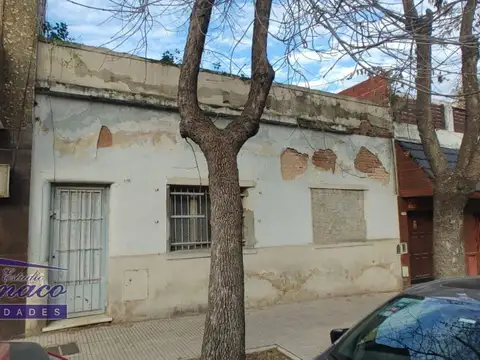Terreno en Venta en Parque Chacabuco, USD 126.000
