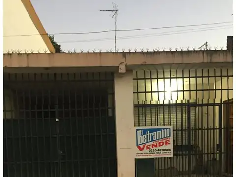 Av E Peron 3054