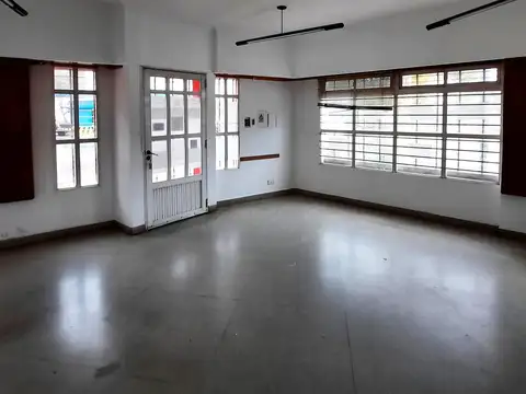 Local y Oficinas  Arijon y Paraguay