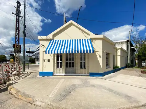 Paraguay esquina Av. Arijon