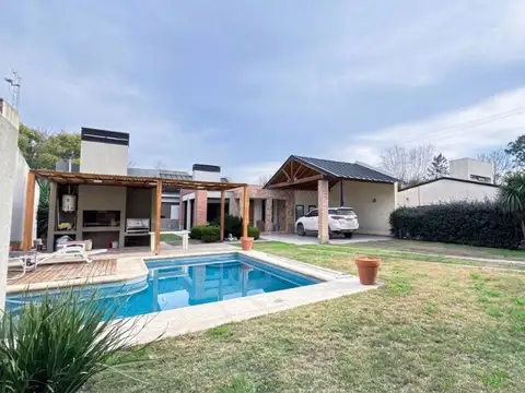 CASA/V AERO CLUB/2 DORM/PILETA/APTA CRED./GAS N.