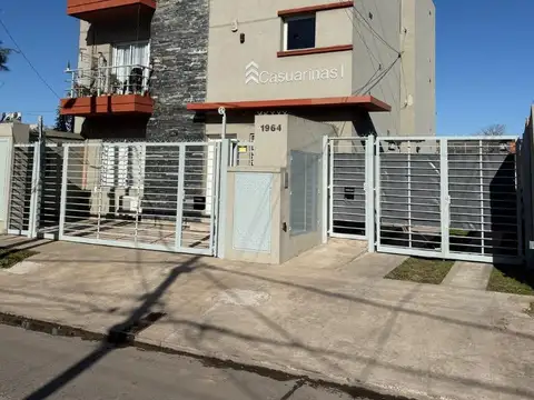 Departamento a estrenar semipiso con balcon cochera parrilla
