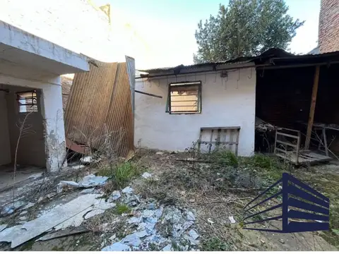Galpon en Venta 47,69  mts Fondo