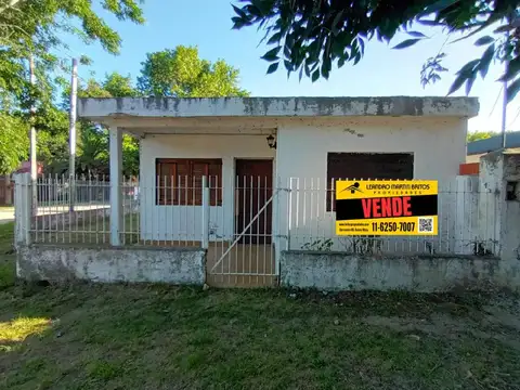 Casa en  venta en Santa Teresita