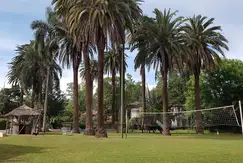 Actividades deportivas voley, tenis en Rincon de Maschwitz en G.B.A. Zona Norte, Buenos Aires
