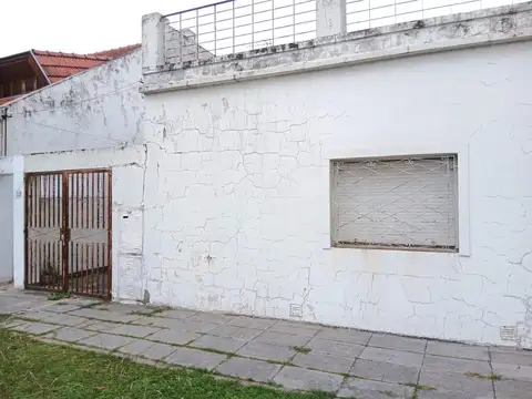 Serapio Villegas 2038 , Piso P.B.