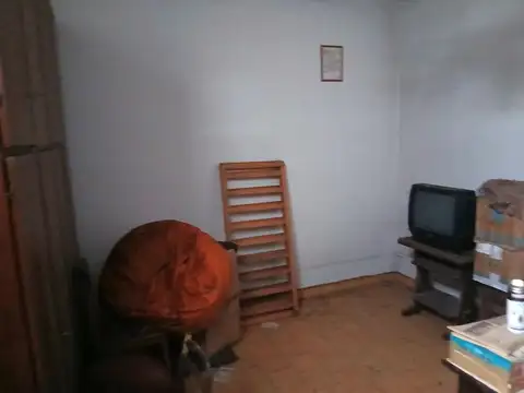 PH 2 Ambientes en Venta Haedo Norte a Refaccionar PB Frente