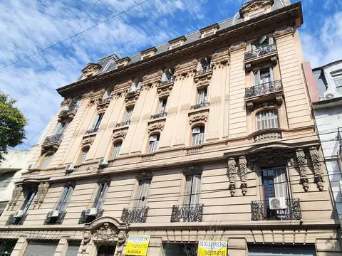 DEPARTAMENTO 5 AMBIENTES EN BALVANERA, EXCELENTE ESTADO