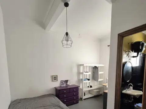 DEPARTAMENTO 5 AMBIENTES EN BALVANERA, EXCELENTE ESTADO