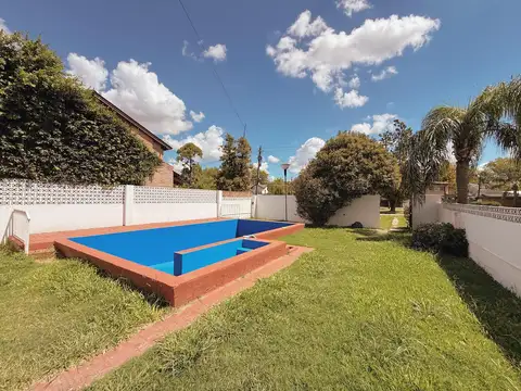 Casa 3 ambientes con 2 baños