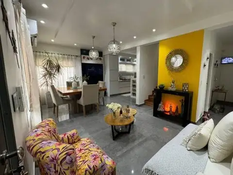 VENTA CASA 4 AMBIENTES BELLA VISTA C/PILETA