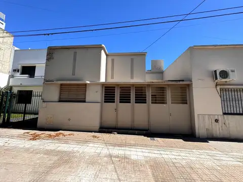 3 entre 33 y 34 N 87