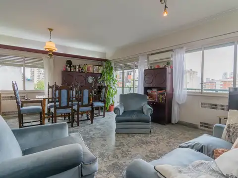VENTA CABALLITO 4 AMBS. FRENTE BALCON COCHERA