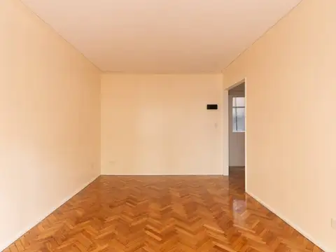 Virrey Loreto 2500, Piso 1