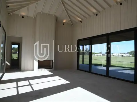 Casa a estrenar sobre cancha de polo- Milord - URDAPILLETA PROPIEDADES