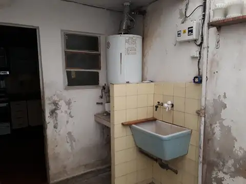 Calle José León Suárez 1200