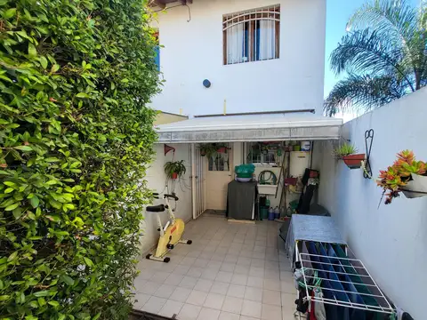 Depto Tipo Casa en Venta 15 años