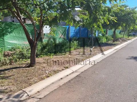 Vendo Lote en Barrio María Antonieta, Luján