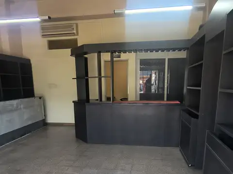 Avenida San Martín 4300, Piso Pb