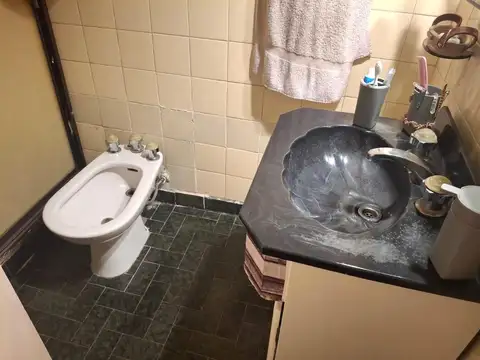 Depto Tipo Casa 2 ambientes con 1 baño