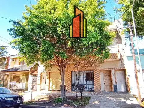 Depto Tipo Casa en Venta de 5 dormitorios