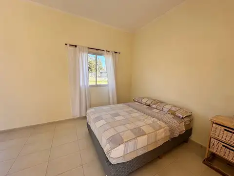 Casa en abasto barrio san jose 1 32 y 232