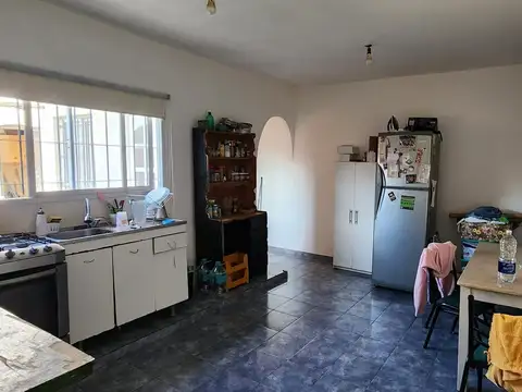 Manuela Pedraza 800