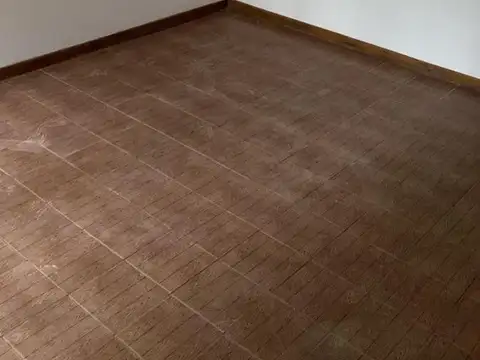 Depto Tipo Casa en Alquiler de 1 dormitorio
