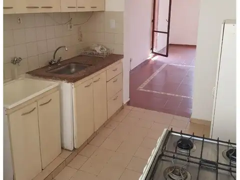Complejo Cerrado - 2 dorm - 1 baño - balcon cochera