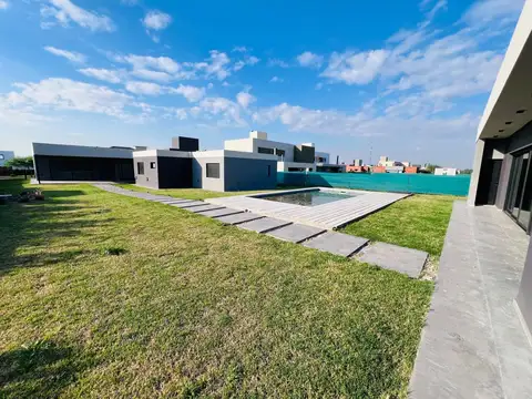 Casa en venta cascada country golf