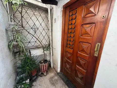 PH 3 AMBIENTN EN CHACARITA  SIN EXPENSAS 