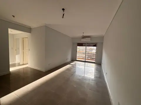 Hermoso Departamento 3 Ambientes amplio y luminoso en alquiler en Villa del Parque