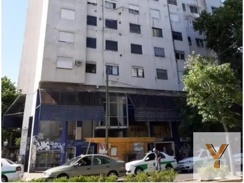 Av. 1 y Av. 44