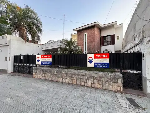 VENTA IMPORTANTE CASA SOBRE CALLE INDEPENDENCIA 