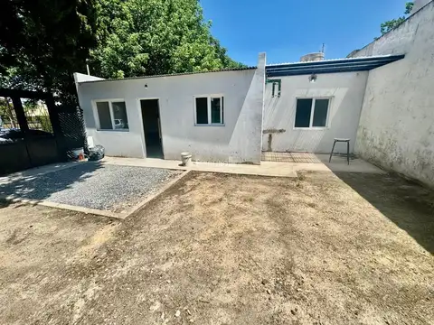 VENTA DE DTO 2 AMB CON JARDÍN Y COCHERA EN SAN MIGUEL