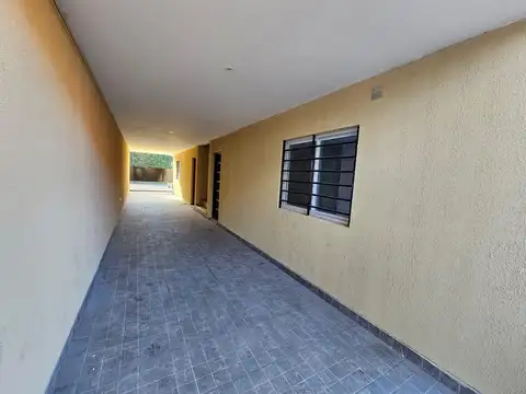 Departamento en Alquiler en Monte Grande, $ 585.000