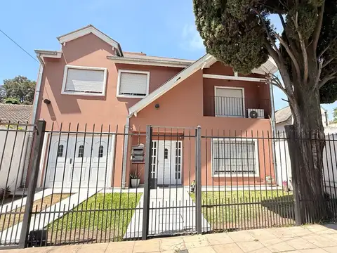 VENTA CASA 5 AMB LOTE PROPIO VILLA LUZURIAGA