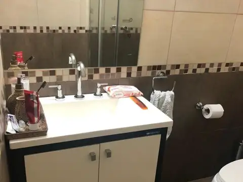 EXCELENTE REMODELADO A NUEVO, IMPECABLE CONDICIONES AMPLIA FINANCIACION