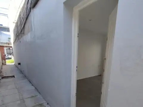 Depto Tipo Casa en Venta en Tolosa, USD 62.000