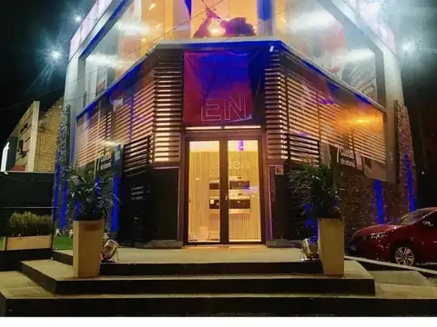 Excelente Local Comercial En Alquiler Junto A Unicenter