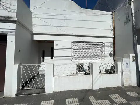 ALQUILER PH 2 AMBIENTES EN SANTOS LUGARES