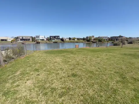 Casa en Venta en El Canton, USD 379.000