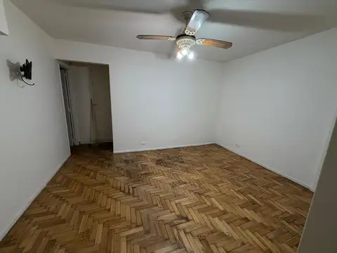 Departamento en Alquiler en Almagro, $ 650.000