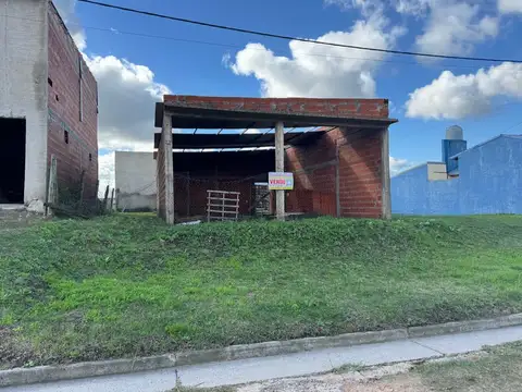 Vendo Terreno con construcción en San Justo, Entre Ríos. 