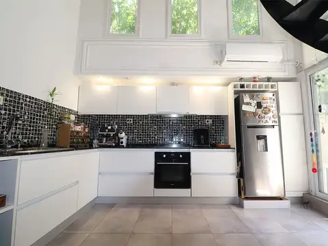 Depto Tipo Casa en Venta 51 años