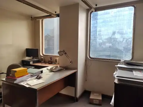 ALEM LEANDRO N. AV. 700, Piso 5