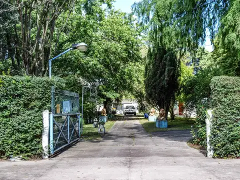VENTA LOTE CON VIVIENDA SAN JUAN PEREYRA IRAOLA