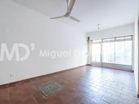 Local en Venta en Flores Sur, USD 62.000