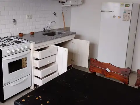 Depto Tipo Casa en Alquiler de 1 dormitorio
