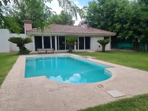 CASA VISTALBA APTA CREDITO 3 DORM SAUNA PILETA